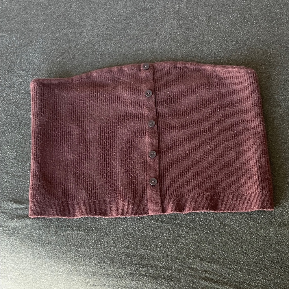 American Eagle Outfitters Maroon Buttoned Crop Top